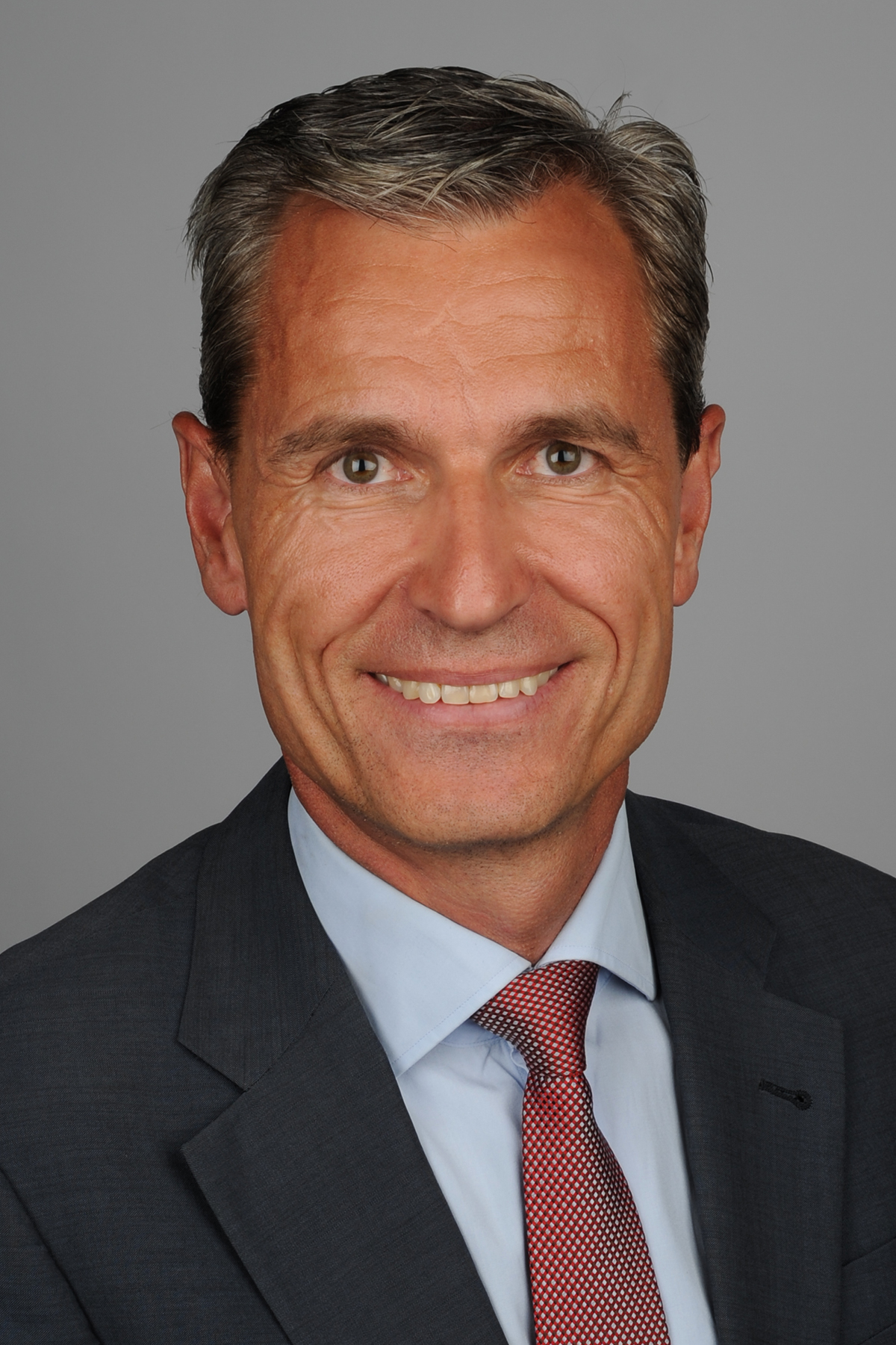 Manfred Heinzer, Geschäftsführer der Amgen GmbH